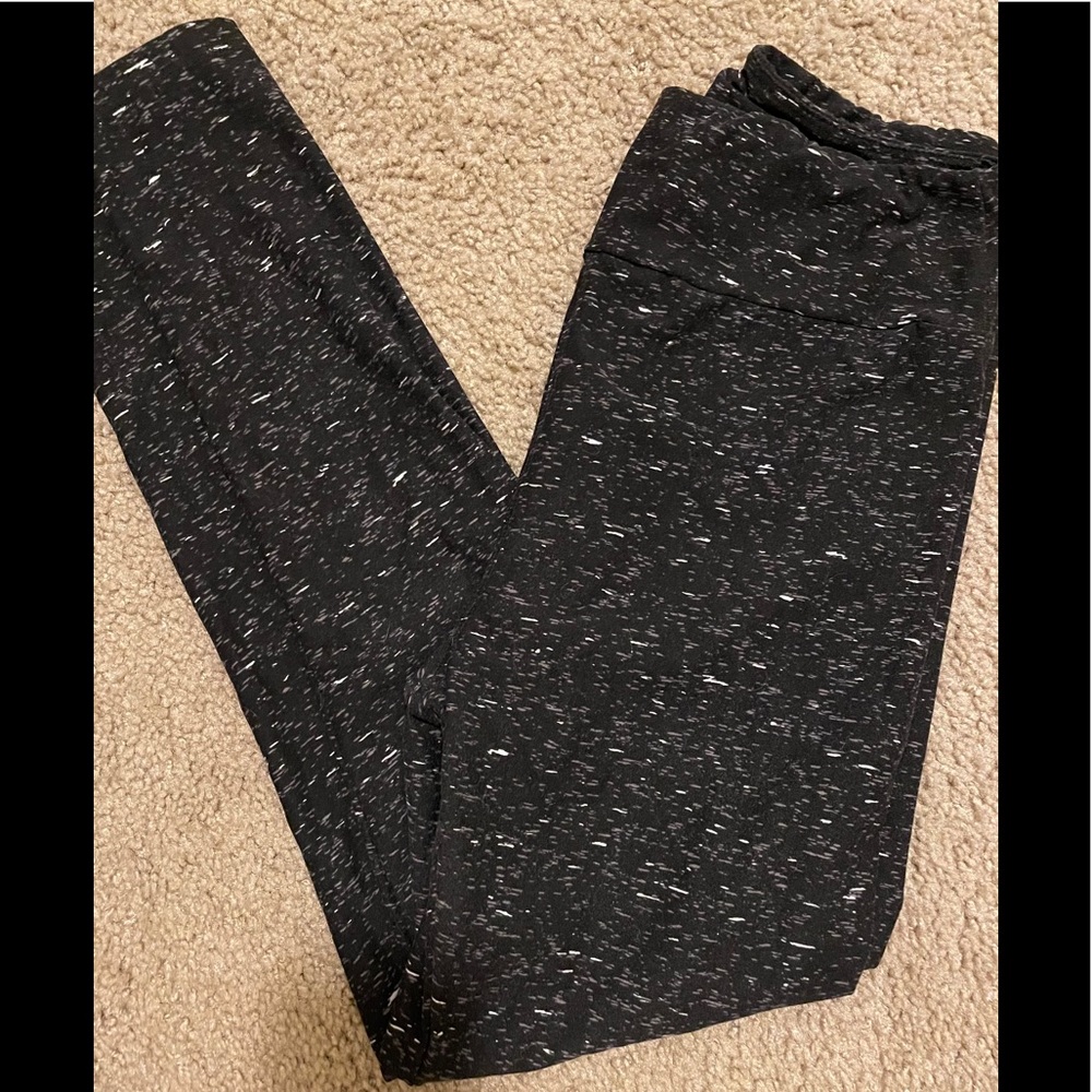 BOGO Lularoe Leggings